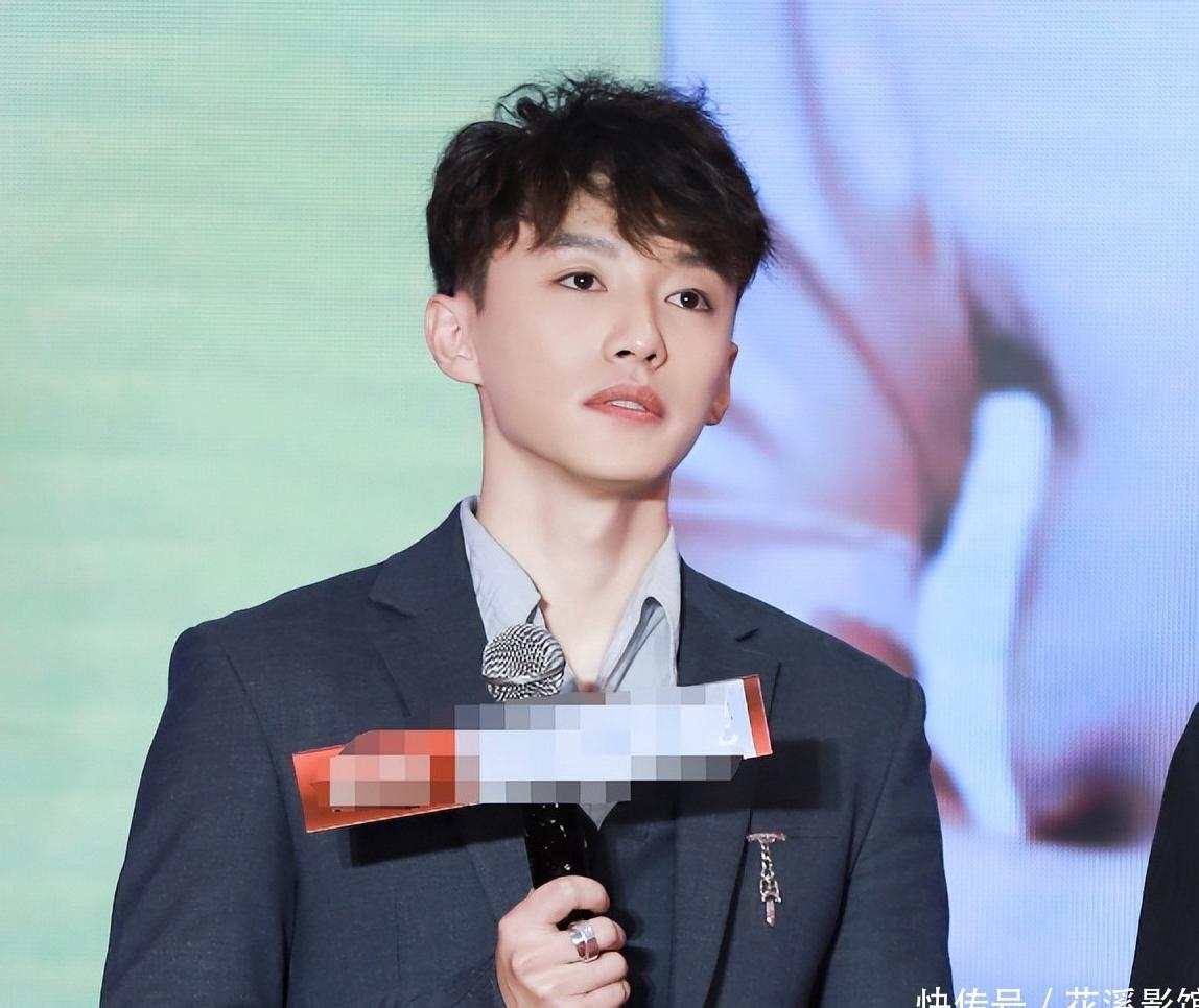 在迪拜如何与国内视频教程